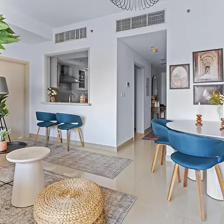 Appartement Stylish 1Br With Iconic Burj And Fountain Views à Dubaï Extérieur photo