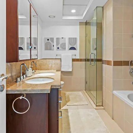 Appartement Stylish 1Br With Iconic Burj And Fountain Views à Dubaï Extérieur photo