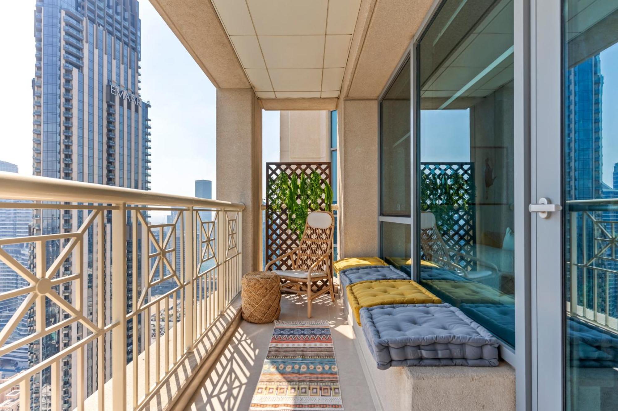 Appartement Stylish 1br With Iconic Burj And Fountain Views Dubaï